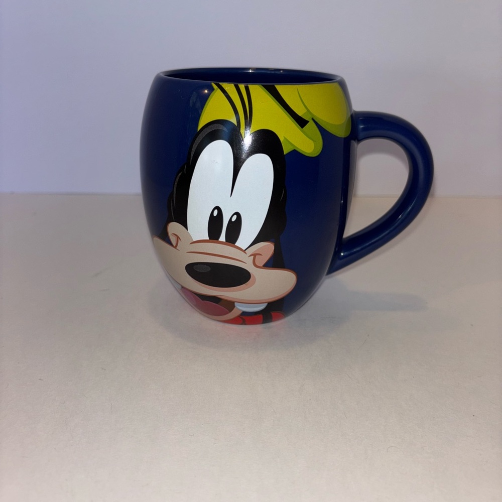 Disney Character Mug Pluto NWOT